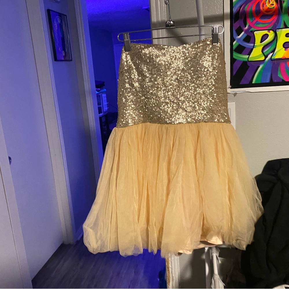 Strapless top - Picture 4 of 7